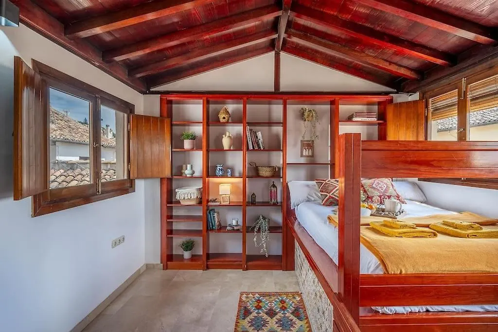 Luxury Suite Plaza Fortuny Granada 0*,  Spain